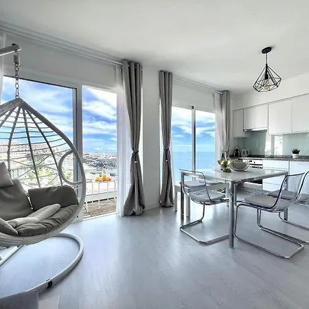 Fantastic View Apartment With Terrace In Los Gigantes *